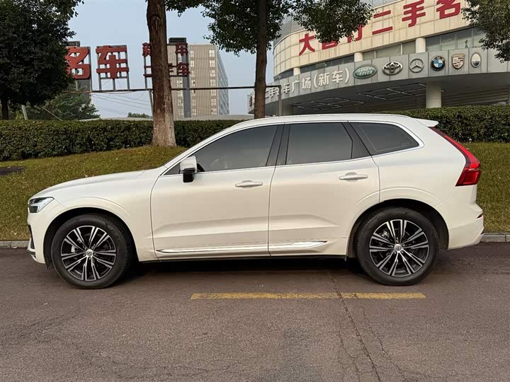 Фото 3 - Volvo XC60