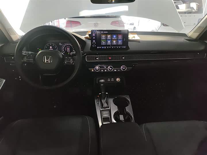 Фото 10 - Honda Civic