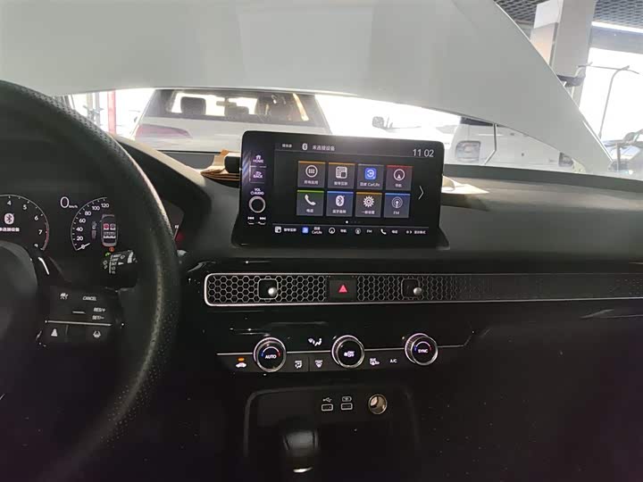 Фото 13 - Honda Civic