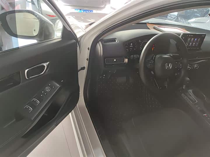 Фото 16 - Honda Civic