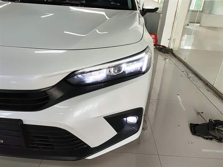 Фото 24 - Honda Civic