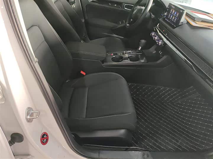 Фото 25 - Honda Civic