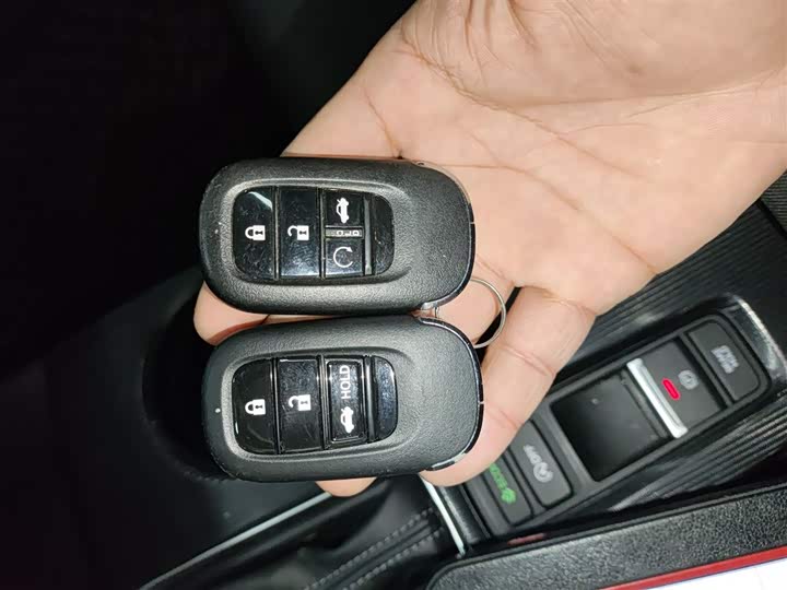 Фото 9 - Honda Civic