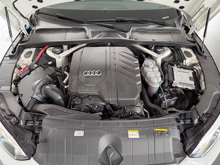 Фото 25 - Audi A5