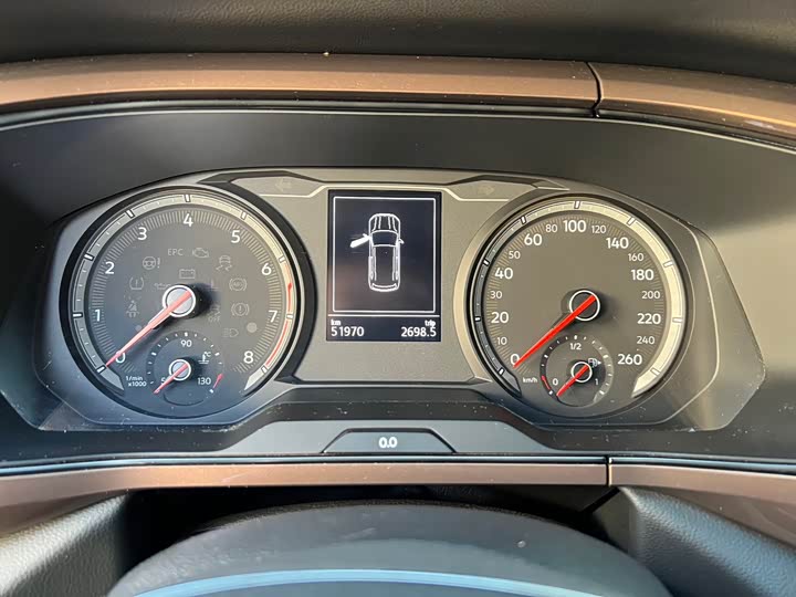 Фото 2 - Volkswagen Tharu