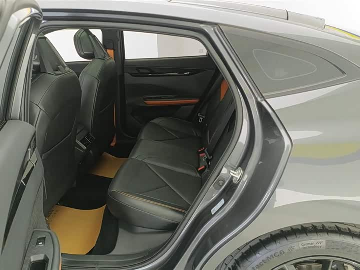 Фото 11 - Changan UNI-V