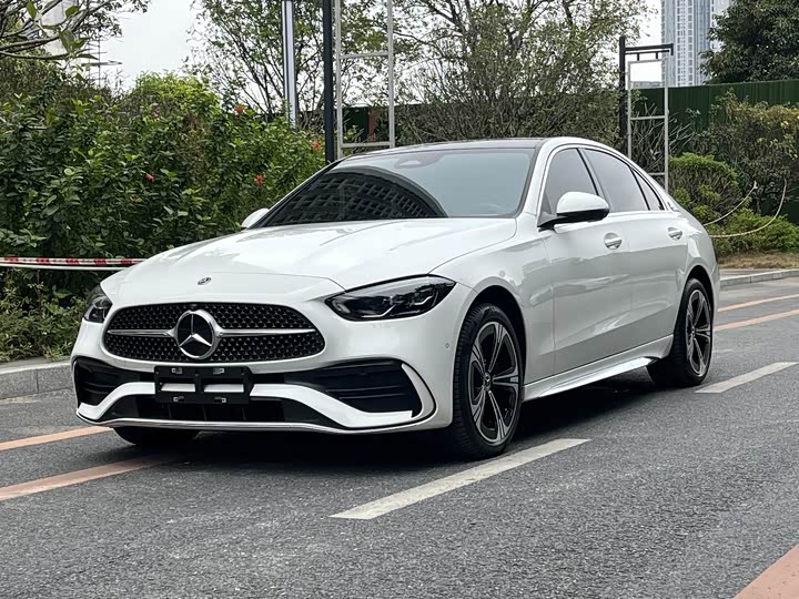 Фото 1 - Mercedes-Benz C-Class