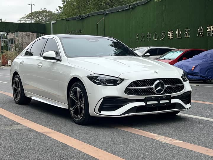 Фото 3 - Mercedes-Benz C-Class