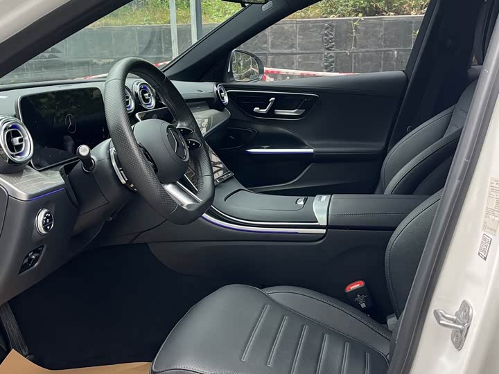 Фото 7 - Mercedes-Benz C-Class