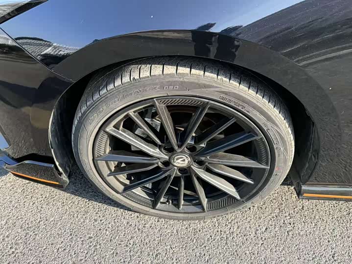 Фото 4 - Changan UNI-V