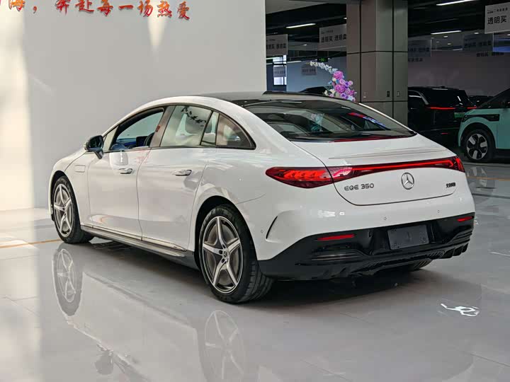 Фото 4 - Mercedes-Benz EQE