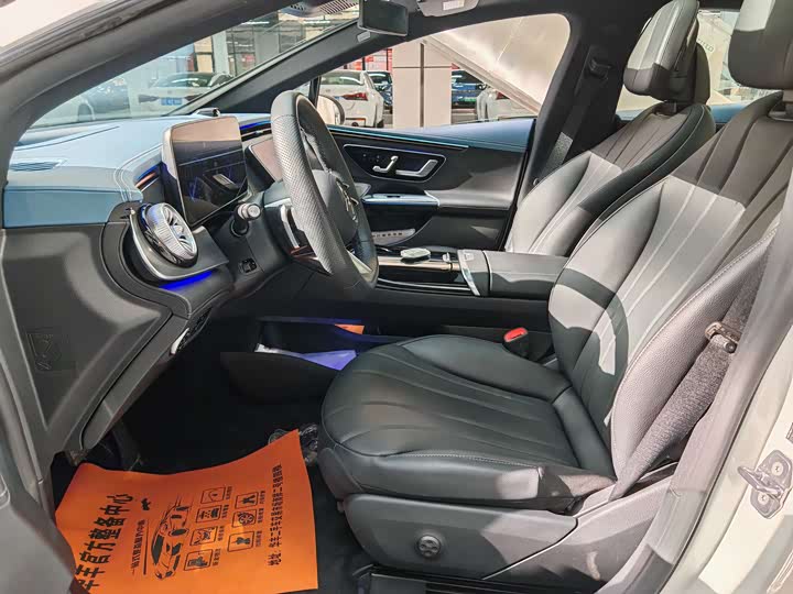 Фото 8 - Mercedes-Benz EQE