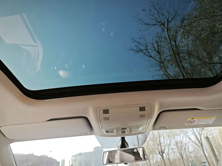 Фото 14 - Volkswagen Tharu