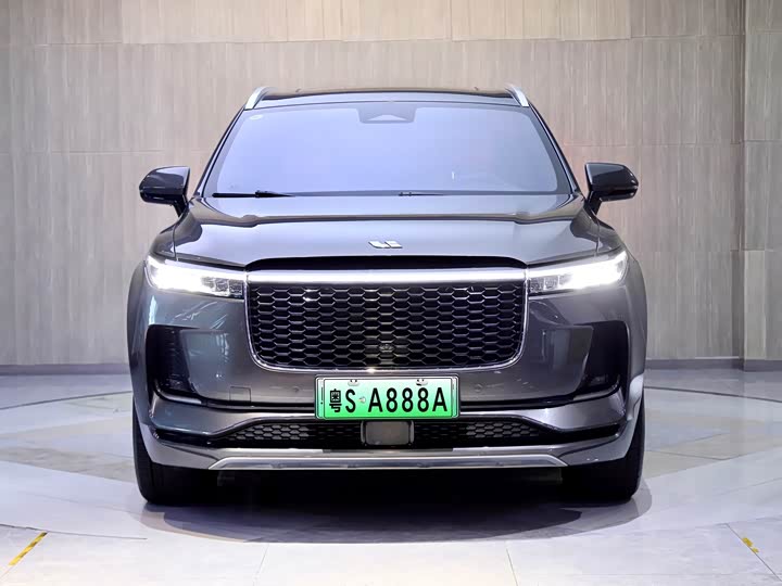 Фото 2 - LiXiang One