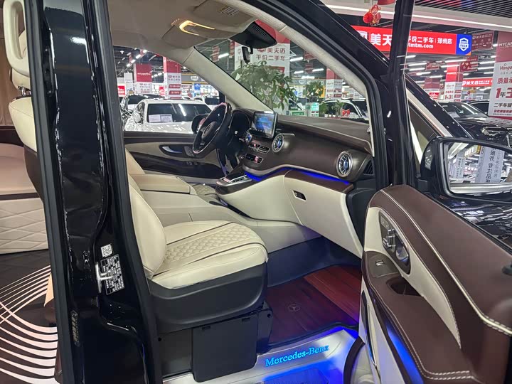 Фото 4 - Mercedes-Benz Vito