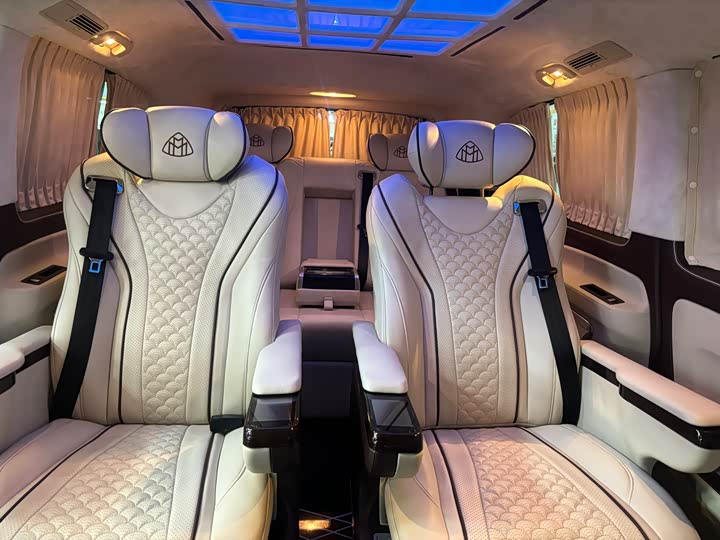 Фото 7 - Mercedes-Benz Vito