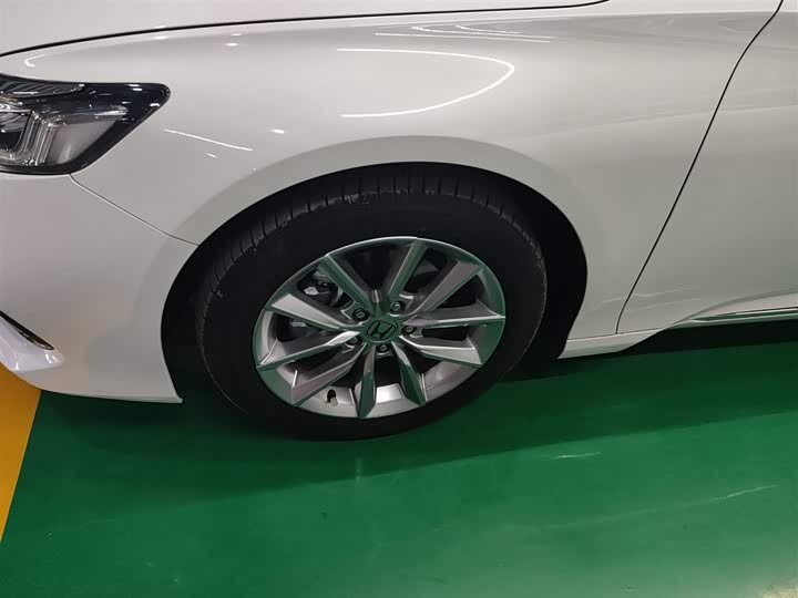 Фото 23 - Honda Accord