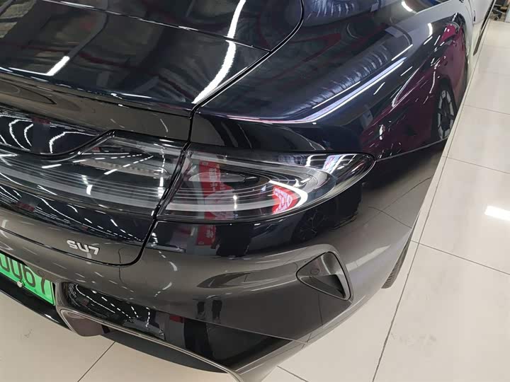 Фото 8 - Xiaomi SU7