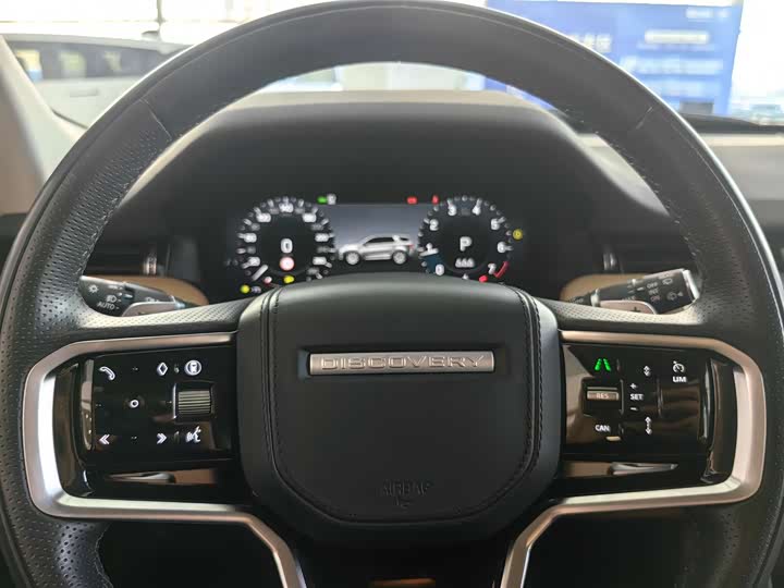 Фото 15 - Land Rover Discovery Sport