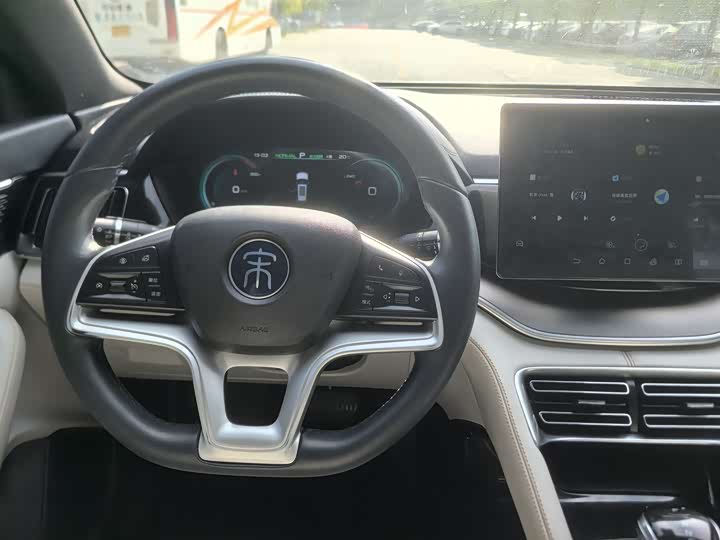 Фото 10 - BYD Song Plus Hybrid/EV