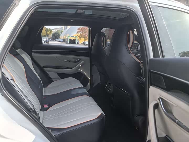 Фото 13 - BYD Song Plus Hybrid/EV