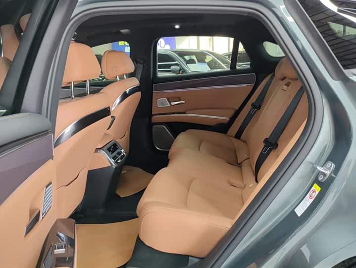 Фото 11 - BYD Han L