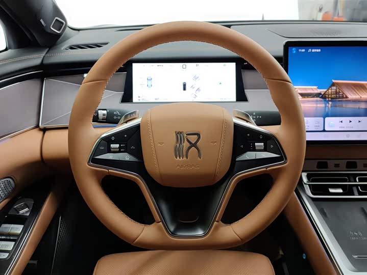 Фото 15 - BYD Han L