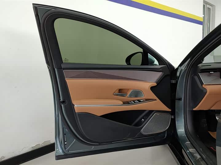 Фото 7 - BYD Han L