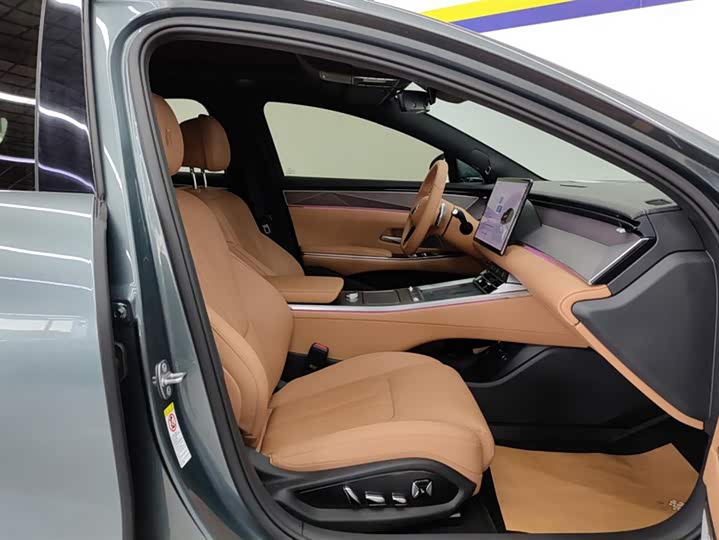 Фото 8 - BYD Han L