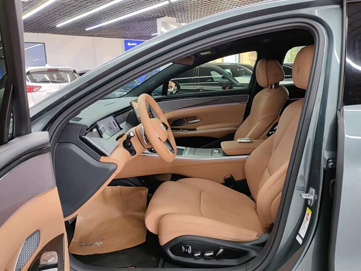 Фото 9 - BYD Han L