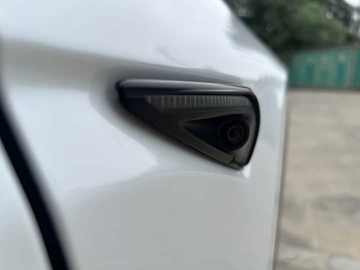 Фото 11 - Tesla Model Y