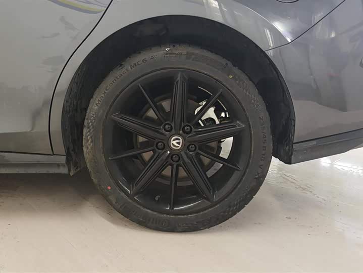 Фото 6 - Changan UNI-V Hybrid