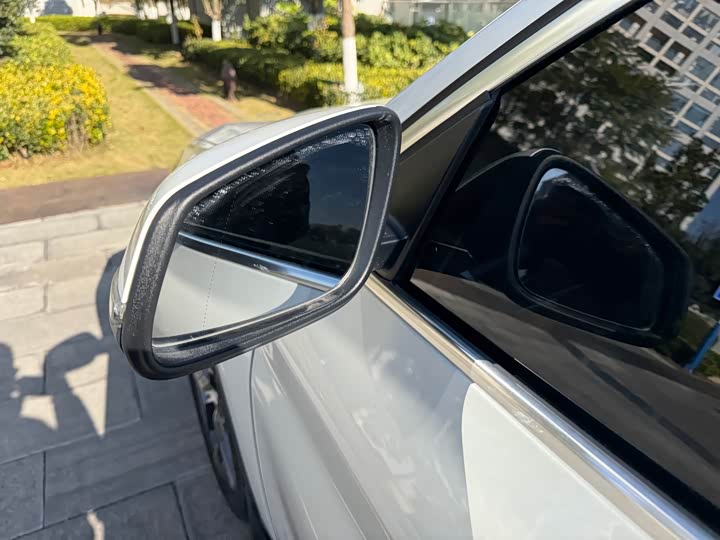 Фото 16 - BMW X1