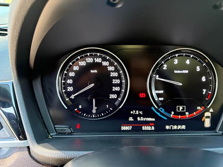 Фото 22 - BMW X1