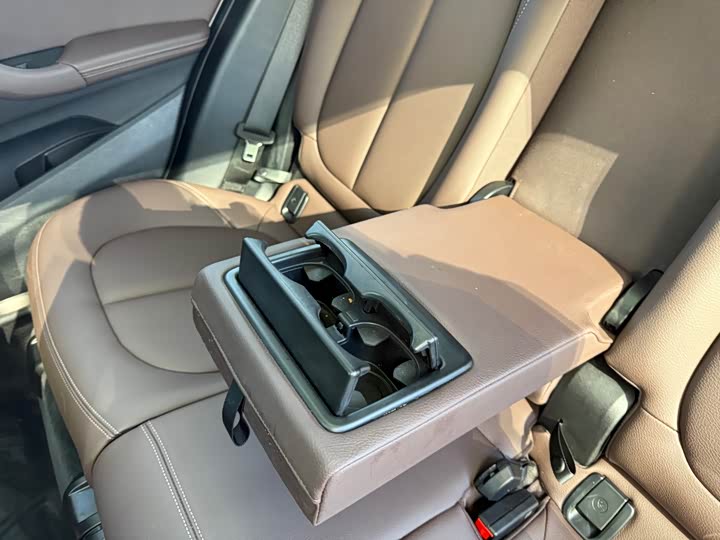 Фото 36 - BMW X1