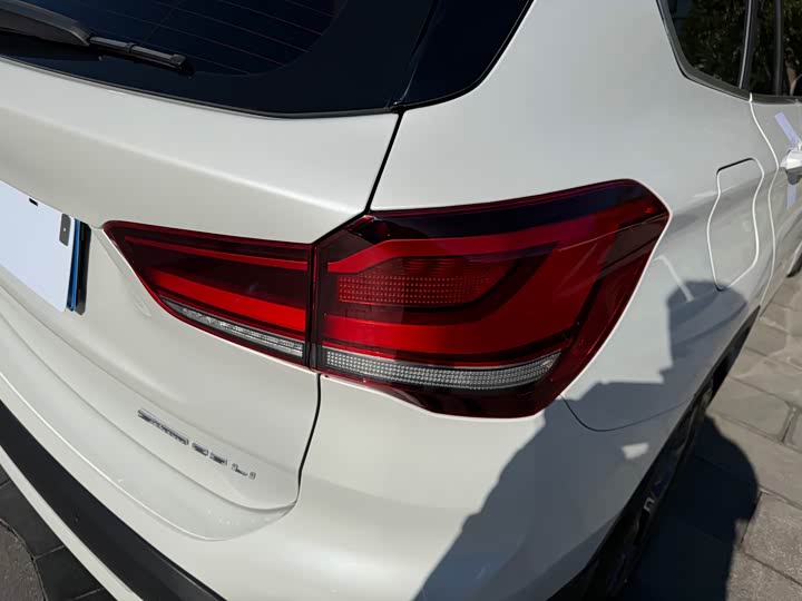 Фото 38 - BMW X1