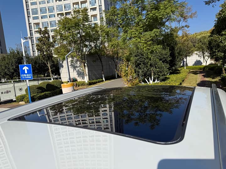 Фото 42 - BMW X1