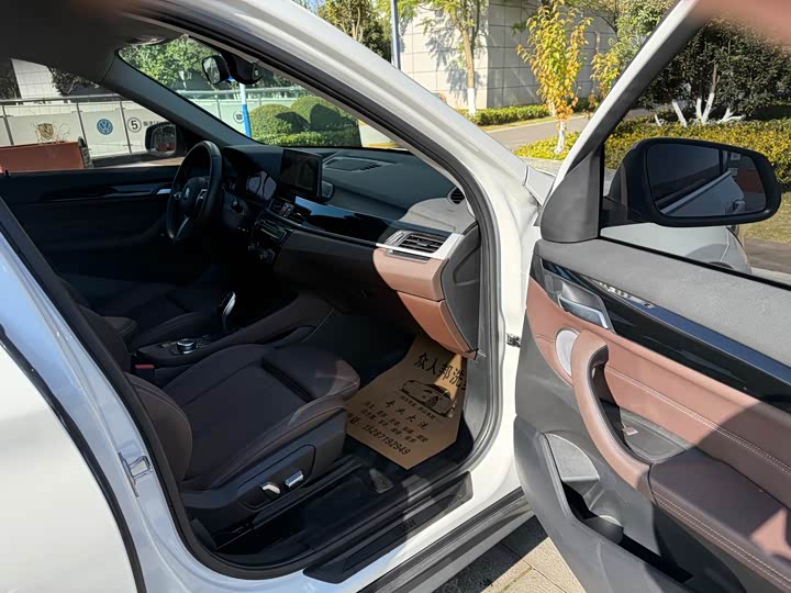 Фото 44 - BMW X1