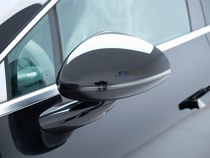 Фото 28 - Luxeed S7