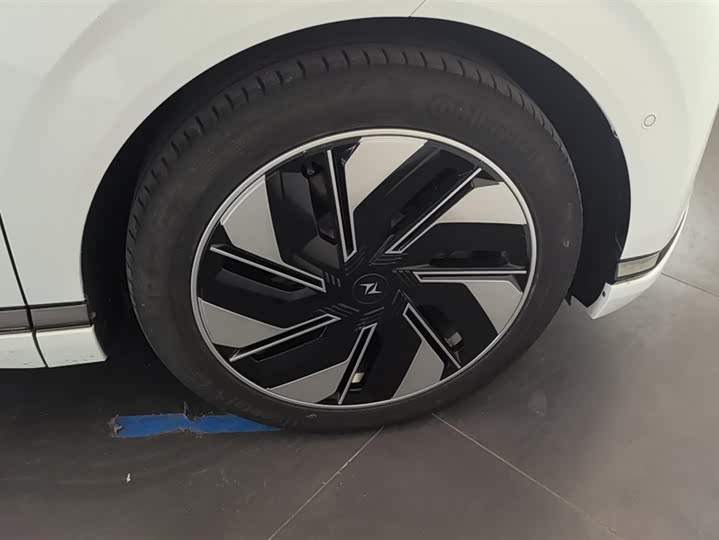 Фото 6 - Dongfeng Yipai eπ 008