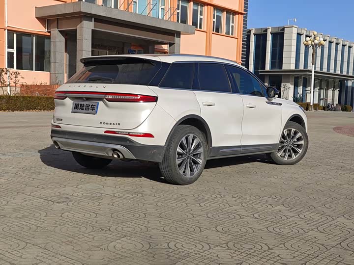 Фото 5 - Lincoln Corsair