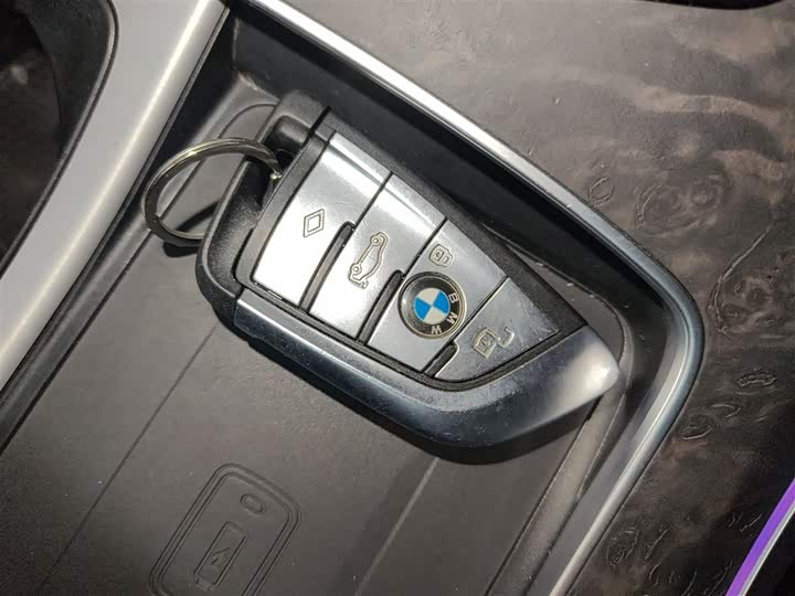 Фото 9 - BMW X5