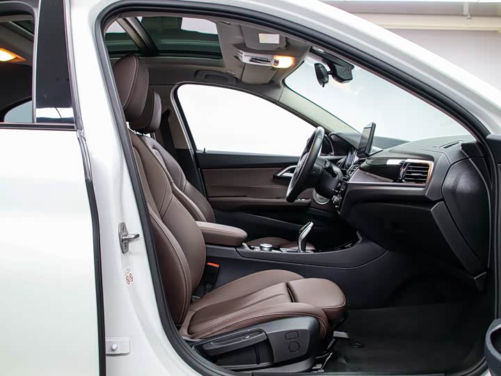 Фото 13 - BMW 1 Series