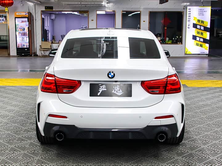 Фото 21 - BMW 1 Series