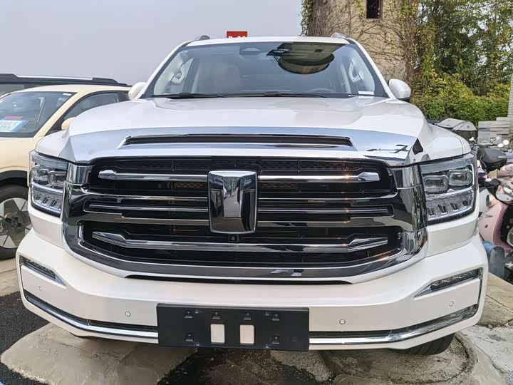 Фото 2 - Tank 500 Hybrid