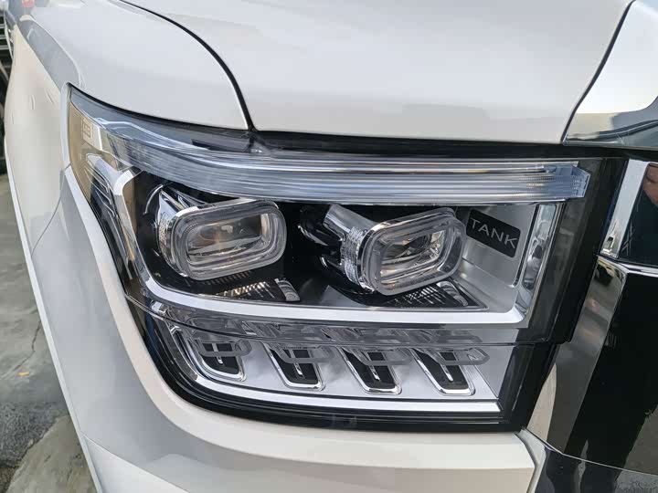 Фото 4 - Tank 500 Hybrid