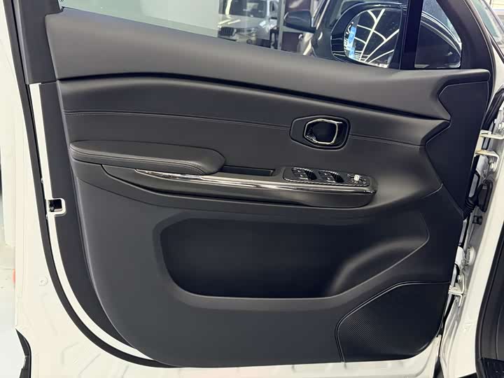 Фото 17 - Nio ES6