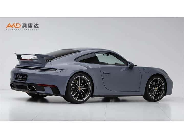 Фото 3 - Porsche 911