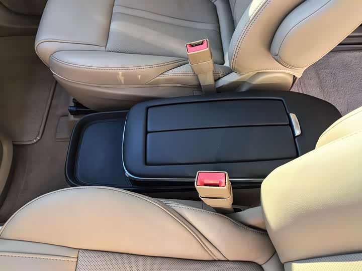 Фото 15 - Buick GL8 ES