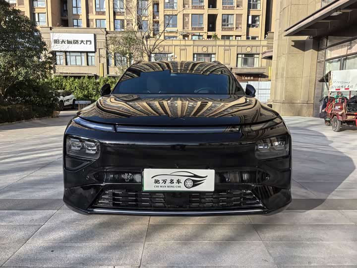 Фото 2 - XPeng G9